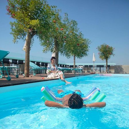 Bossa Nova Beirut Hotel Exteriör bild