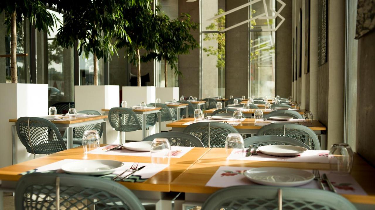Bossa Nova Beirut Hotel Exteriör bild