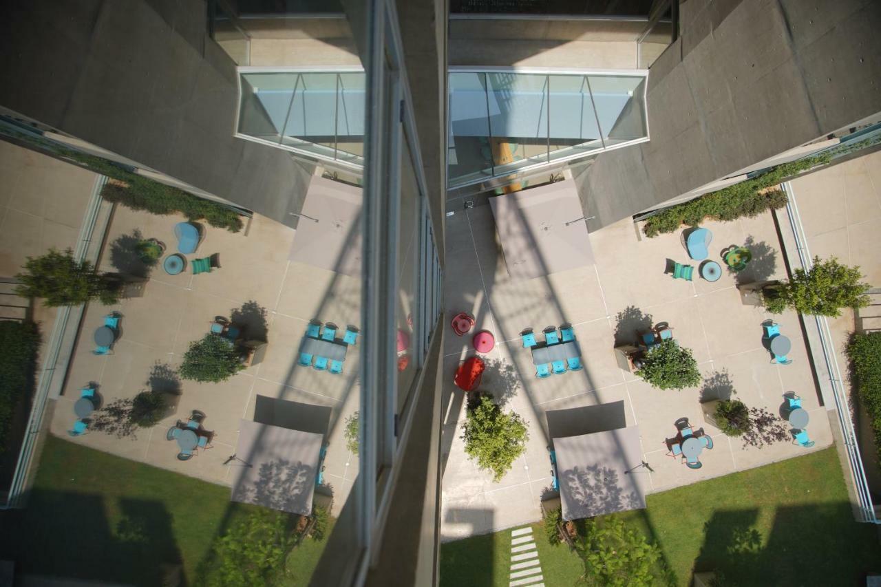 Bossa Nova Beirut Hotel Exteriör bild